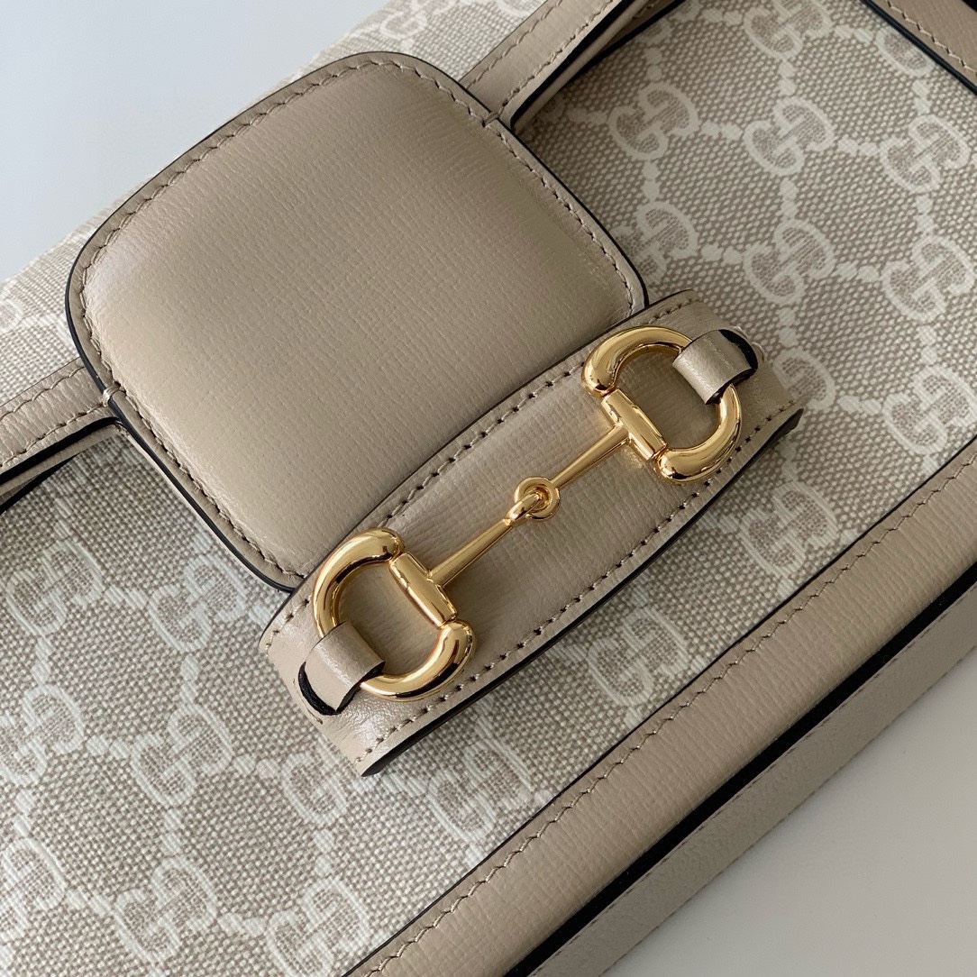 Gucci Horsebit 1955 Series Shoulder Bag Clutch Bag Beige and White